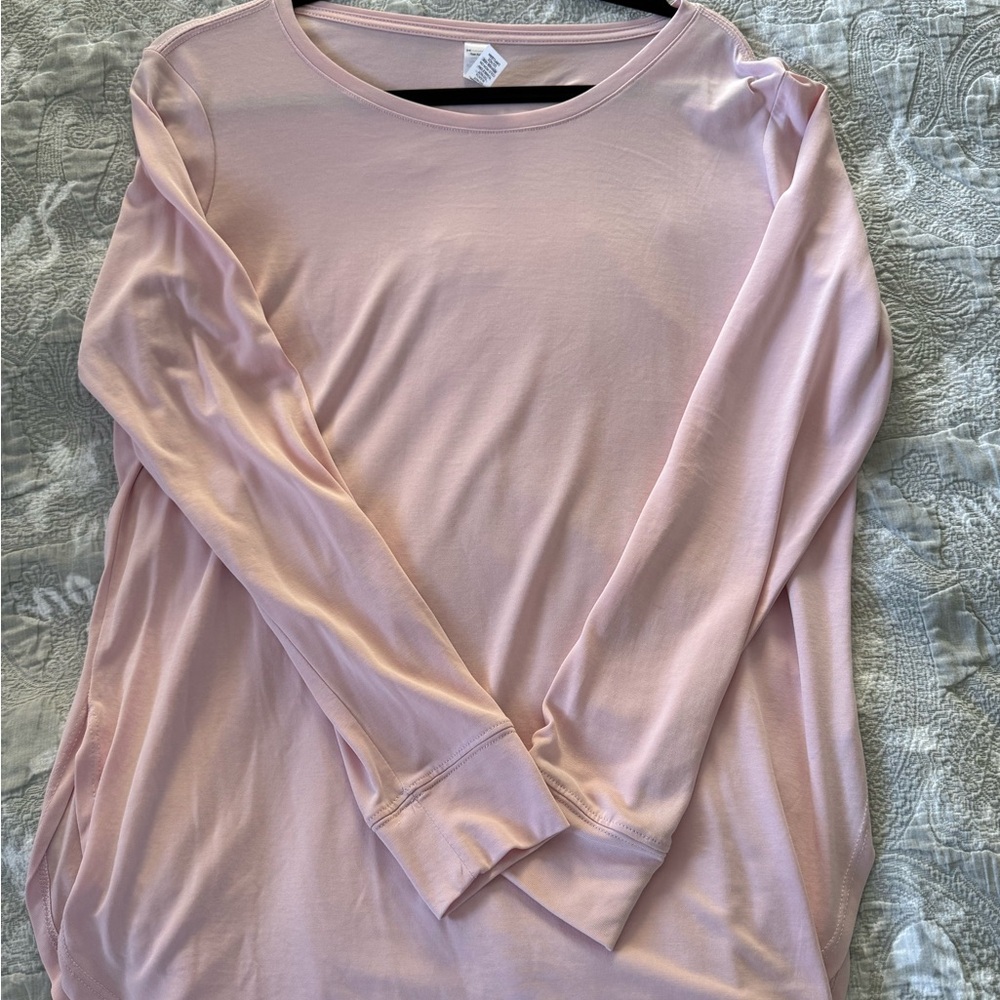 Zyia cloud tee